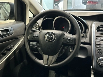Mazda CX-7, 2011г, передний привод, автомат