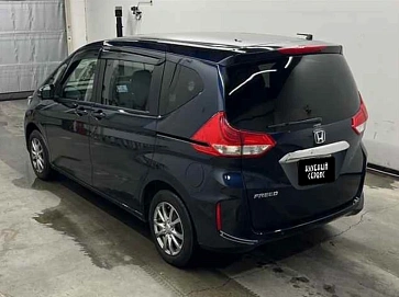 Honda Freed, 2021г, полный привод, вариатор