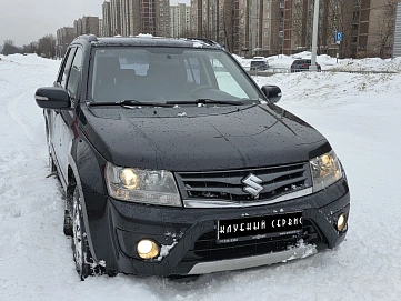 Suzuki Grand Vitara, 2011г, полный привод, автомат