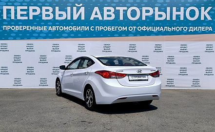 Hyundai Elantra, 2013г, передний привод, механика