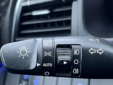 Hyundai Elantra, 2016г, передний привод, автомат