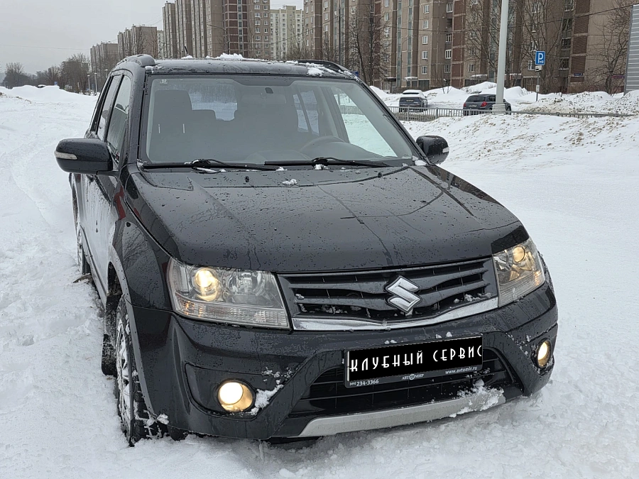 Suzuki Grand Vitara, 2011г., полный привод, автомат