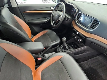 Lada (ВАЗ) Vesta, 2023г, передний привод, механика