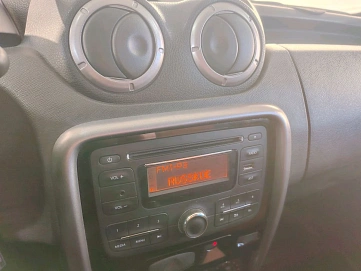 Renault Duster, 2012г, полный привод, механика