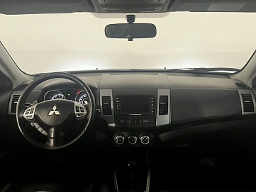 Mitsubishi Outlander, 2010г, полный привод, вариатор