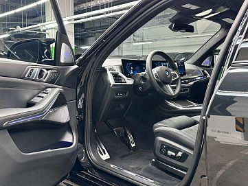 BMW X7, 2024г, полный привод, автомат