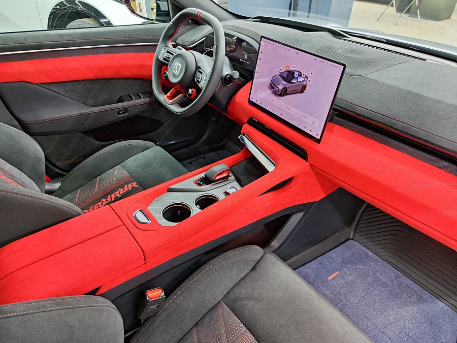 Zeekr 001, 2024г., полный привод, автомат