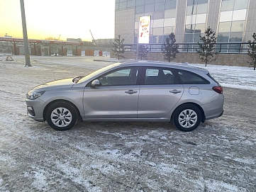 Hyundai i30, 2022г, передний привод, автомат