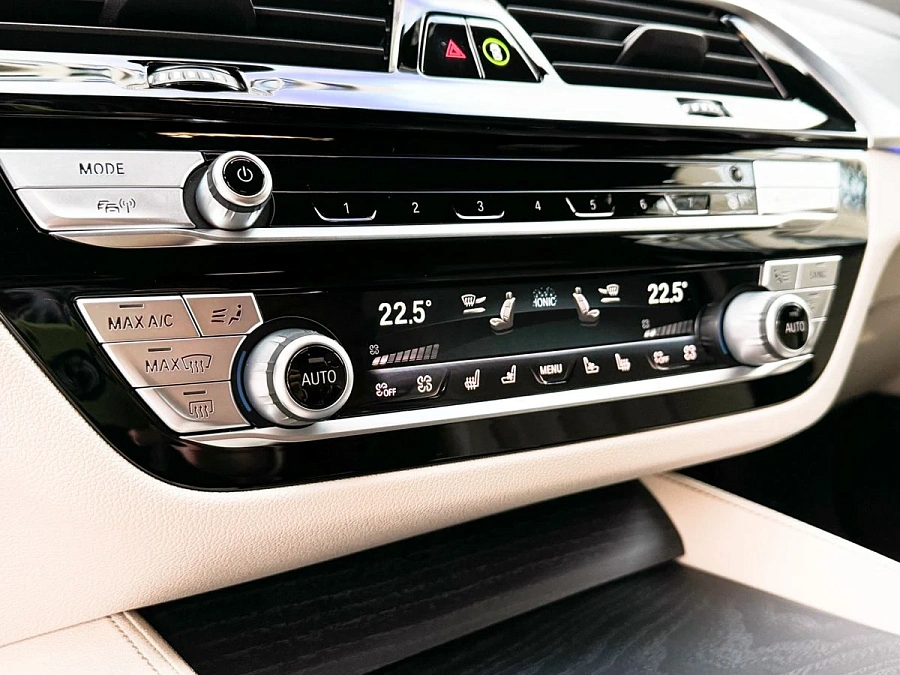 BMW , 2020г., полный привод, автомат