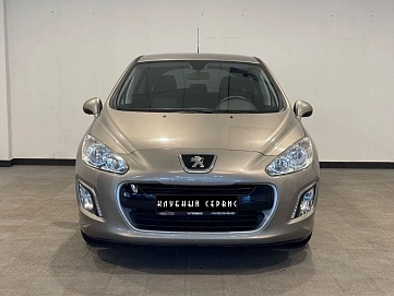 Peugeot 308, 2011г, передний привод, автомат