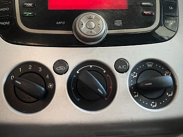 Ford Focus, 2010г, передний привод, механика