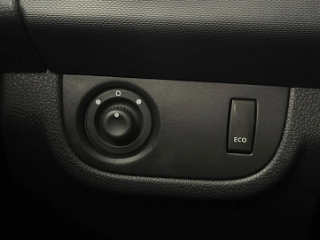 Renault Sandero, 2015г, передний привод, автомат