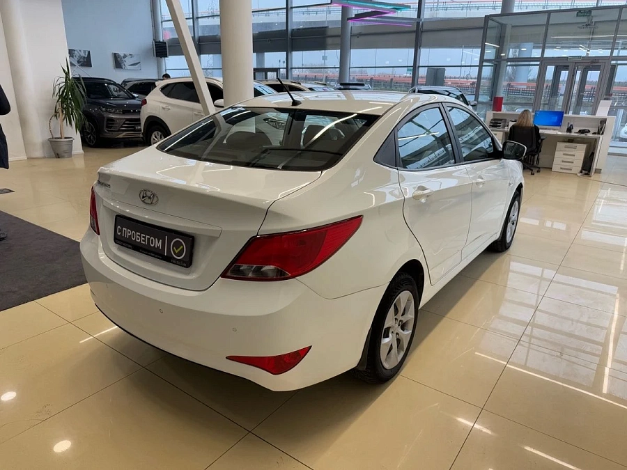 Hyundai Solaris, 2016г., передний привод, автомат