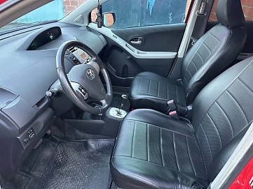 Toyota Yaris, 2008г, передний привод, робот