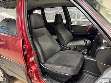 Chevrolet Niva, 2012г, полный привод, механика