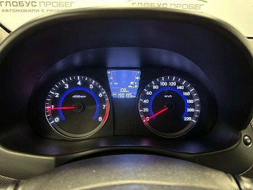 Hyundai Solaris, 2012г, передний привод, механика