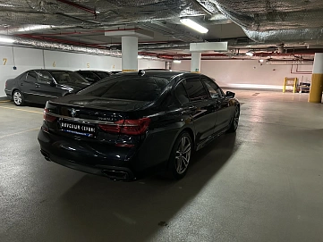 BMW 7 серии, 2016г, полный привод, автомат