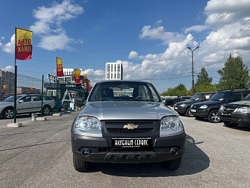 Chevrolet Niva, 2015г, передний привод, механика