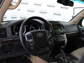 Toyota Land Cruiser, 2010г, полный привод, автомат