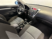 Kia , 2011г., передний привод, механика