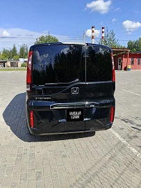 Honda Stepwgn, 2017г, передний привод, вариатор