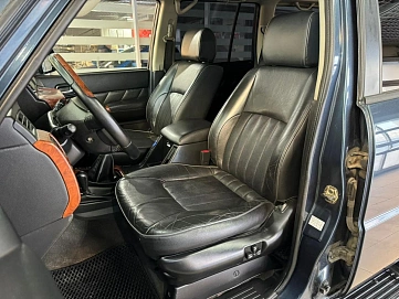 Nissan Patrol, 2004г, полный привод, автомат