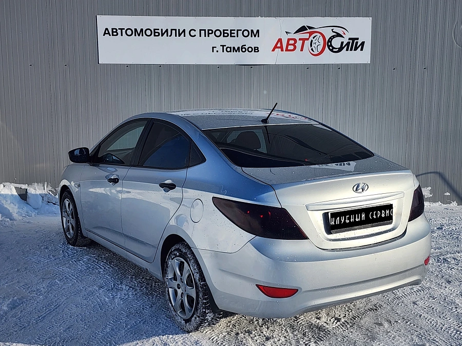 Hyundai Solaris, 2012г., передний привод, механика