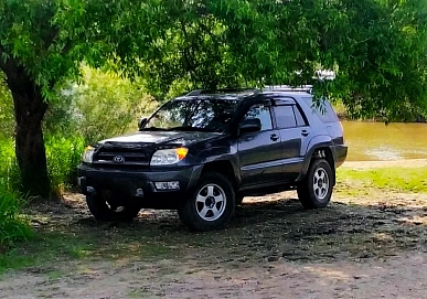 Toyota 4Runner, 2004г, полный привод, автомат