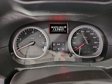 Renault Duster, 2013г, полный привод, механика