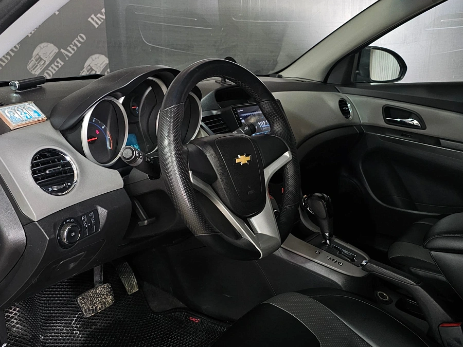 Chevrolet Cruze, 2012г., передний привод, автомат