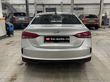 Hyundai Solaris, 2021г., передний привод, механика