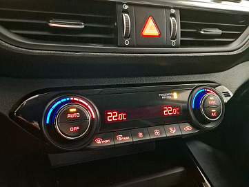 Kia , 2019г., передний привод, автомат