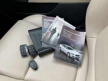 Jaguar XE, 2016г, задний привод, автомат