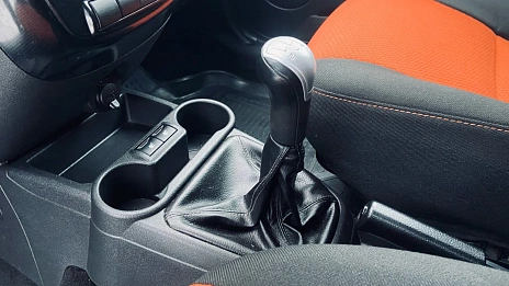 Lada (ВАЗ) , 2015г., передний привод, механика