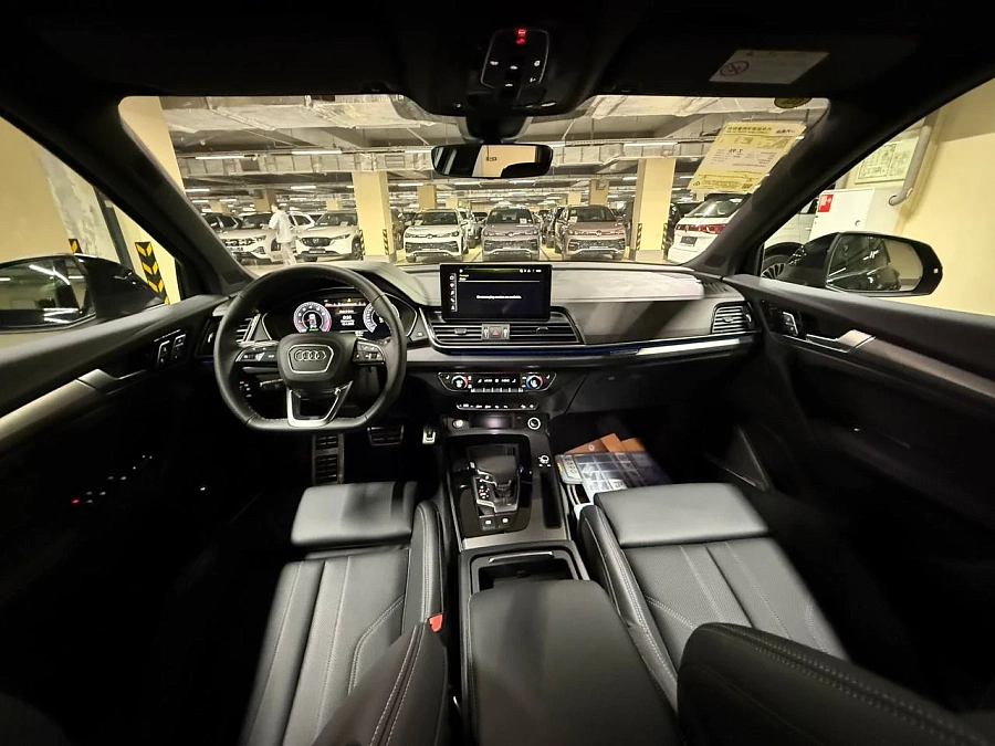 Audi Q5, 2024г., полный привод, робот