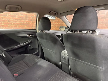 Toyota Corolla, 2011г, передний привод, механика