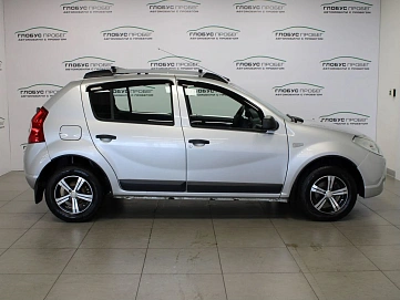 Renault Sandero, 2013г, передний привод, механика