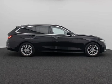 BMW 3 серии, 2022г, задний привод, автомат