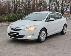 Opel Astra, 2012г, передний привод, механика