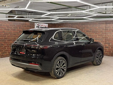 Geely Galaxy Starship 7, 2025г, передний привод, робот