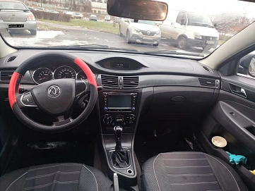 Dongfeng H30 Cross, 2015г, передний привод, механика