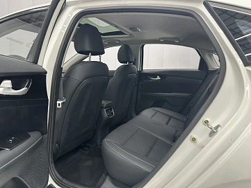 Kia K3, 2022г, передний привод, вариатор