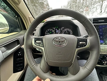Toyota Land Cruiser Prado, 2017г, полный привод, автомат