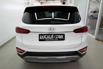 Hyundai Santa Fe, 2019г, передний привод, автомат