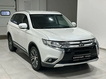 Mitsubishi Outlander, 2017г, полный привод, вариатор