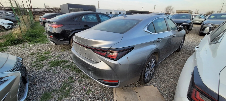 Lexus ES, 2025г., передний привод, вариатор
