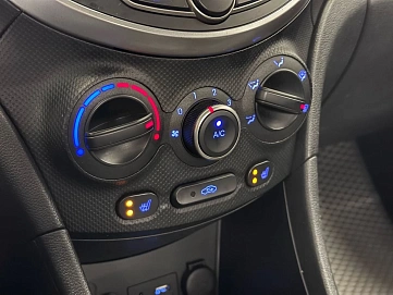 Hyundai Solaris, 2015г, передний привод, механика