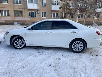 Toyota Camry, 2015г, передний привод, автомат