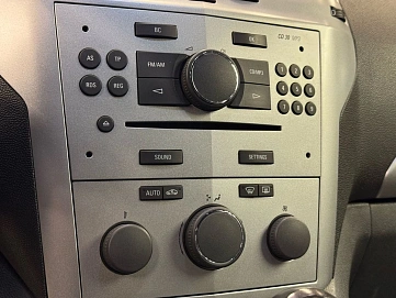 Opel Zafira, 2012г, передний привод, робот