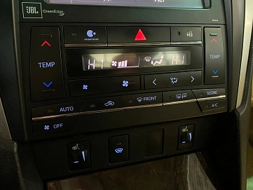 Toyota Camry, 2015г, передний привод, автомат
